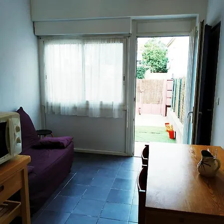 Chez Leslie Et Vincent : Climatises Avec Parking Privatif ペルピニャン