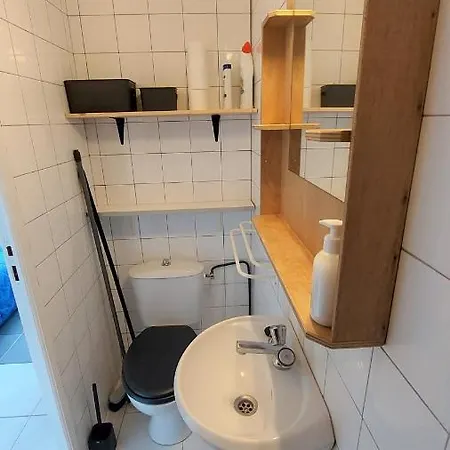 アパート Chez Leslie Et Vincent : Climatises Avec Parking Privatif