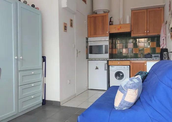 Chez Leslie Et Vincent : Climatises Avec Parking Privatif